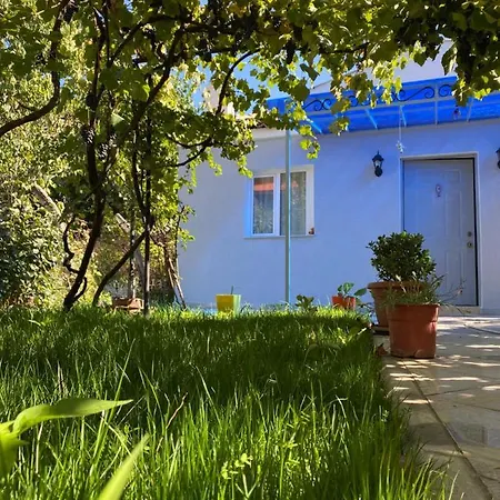 Te Shtepia Jone Tatil Evi